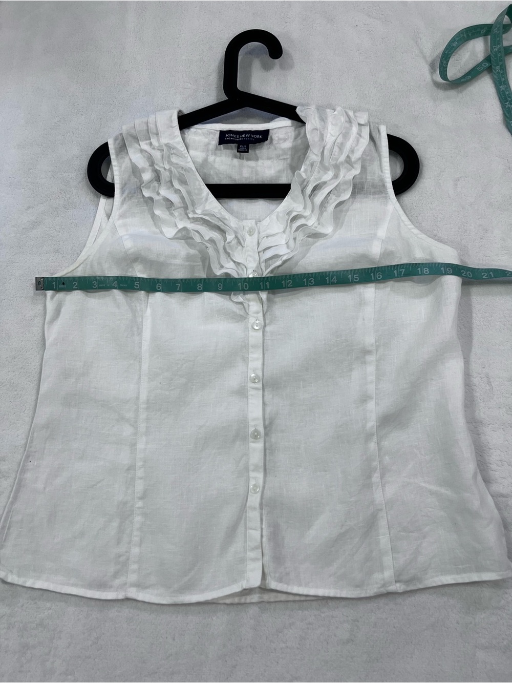 Jones New York white 100% linen ruffle sleeveless bottom front blouse PL - Picture 6 of 8